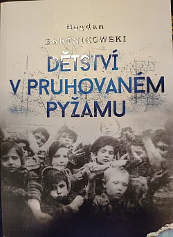 Dětství v pruhovaném pyžamu