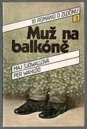 Muž na balkóně