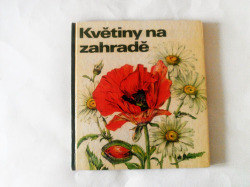 Květiny na zahradě