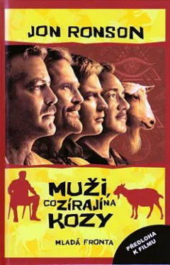 Muži, co zírají na kozy