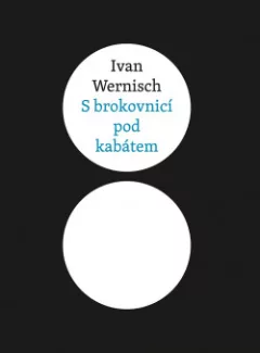 S brokovnicí pod kabátem
